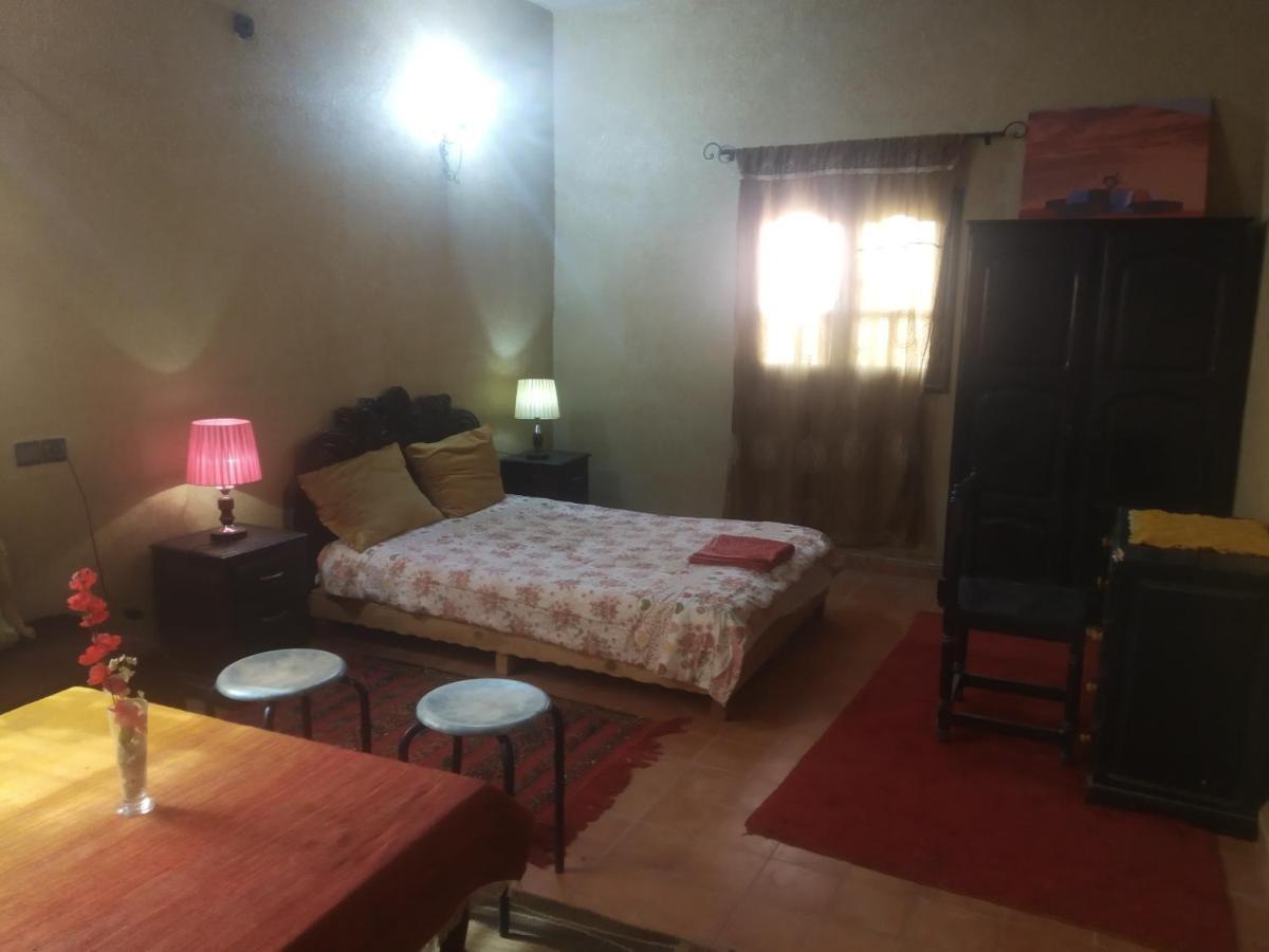 Maison Riad Tamarighte メルズーガ エクステリア 写真