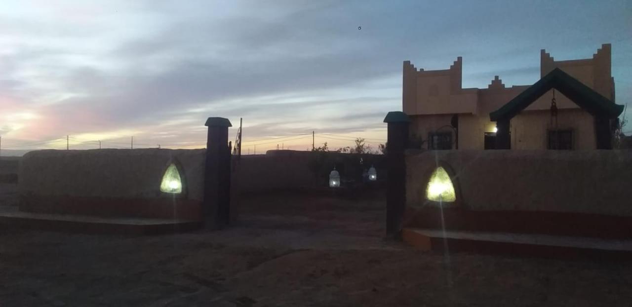 Maison Riad Tamarighte メルズーガ エクステリア 写真